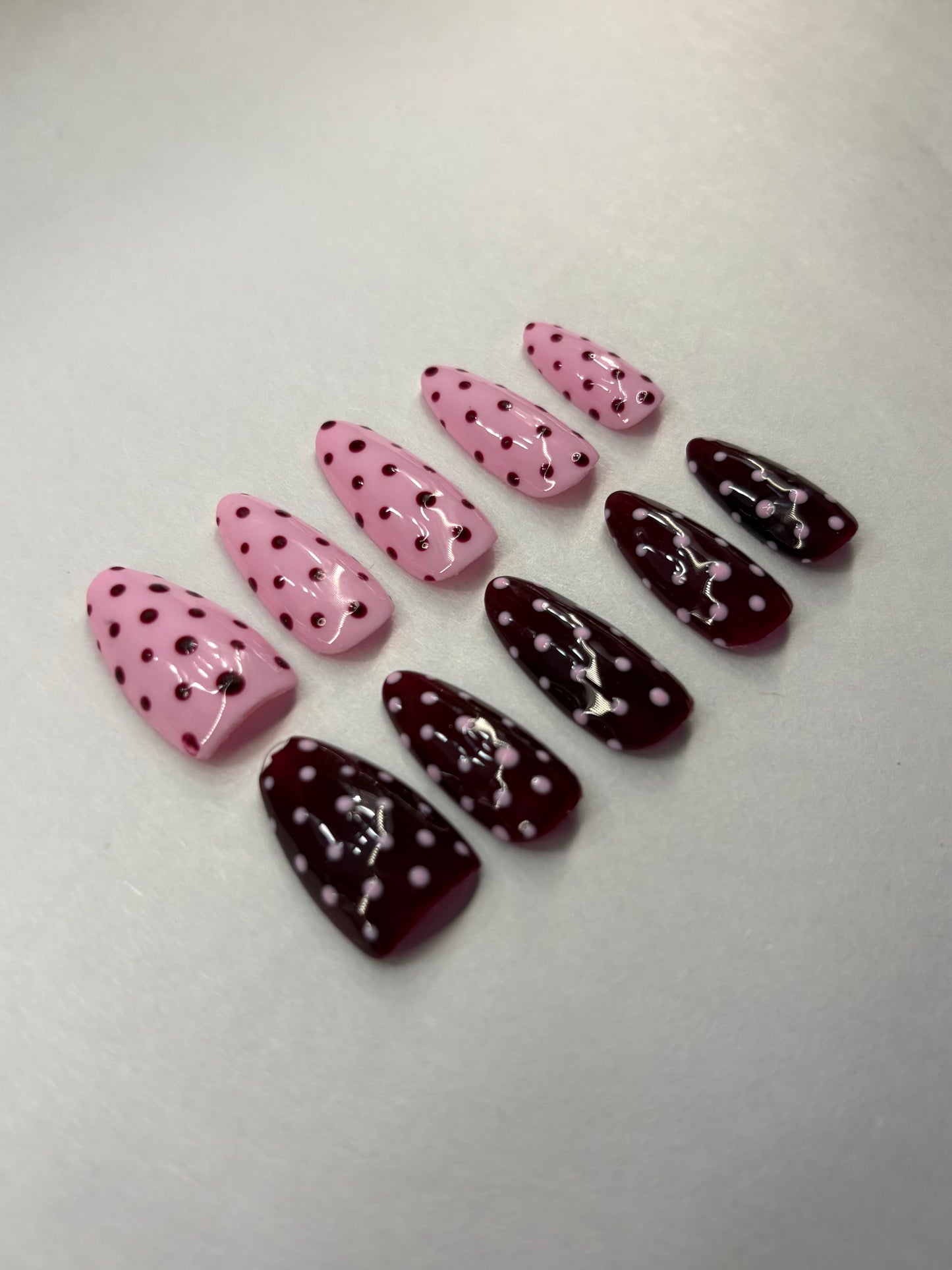 Two-Tone Polka Dot Press-On Nails