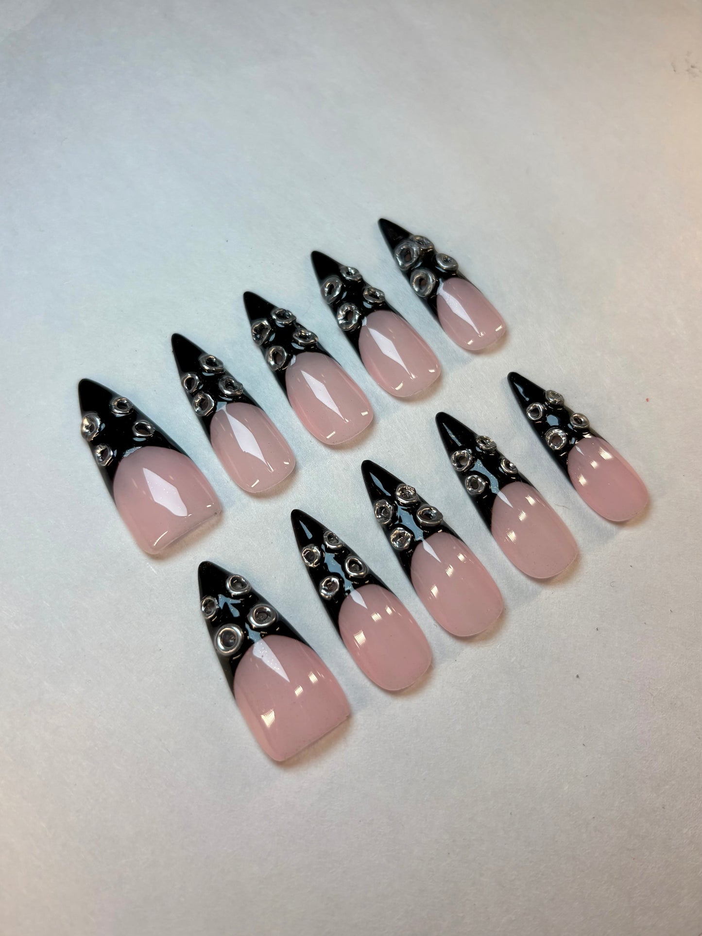 3D Grommet French Tip Press-On Nails