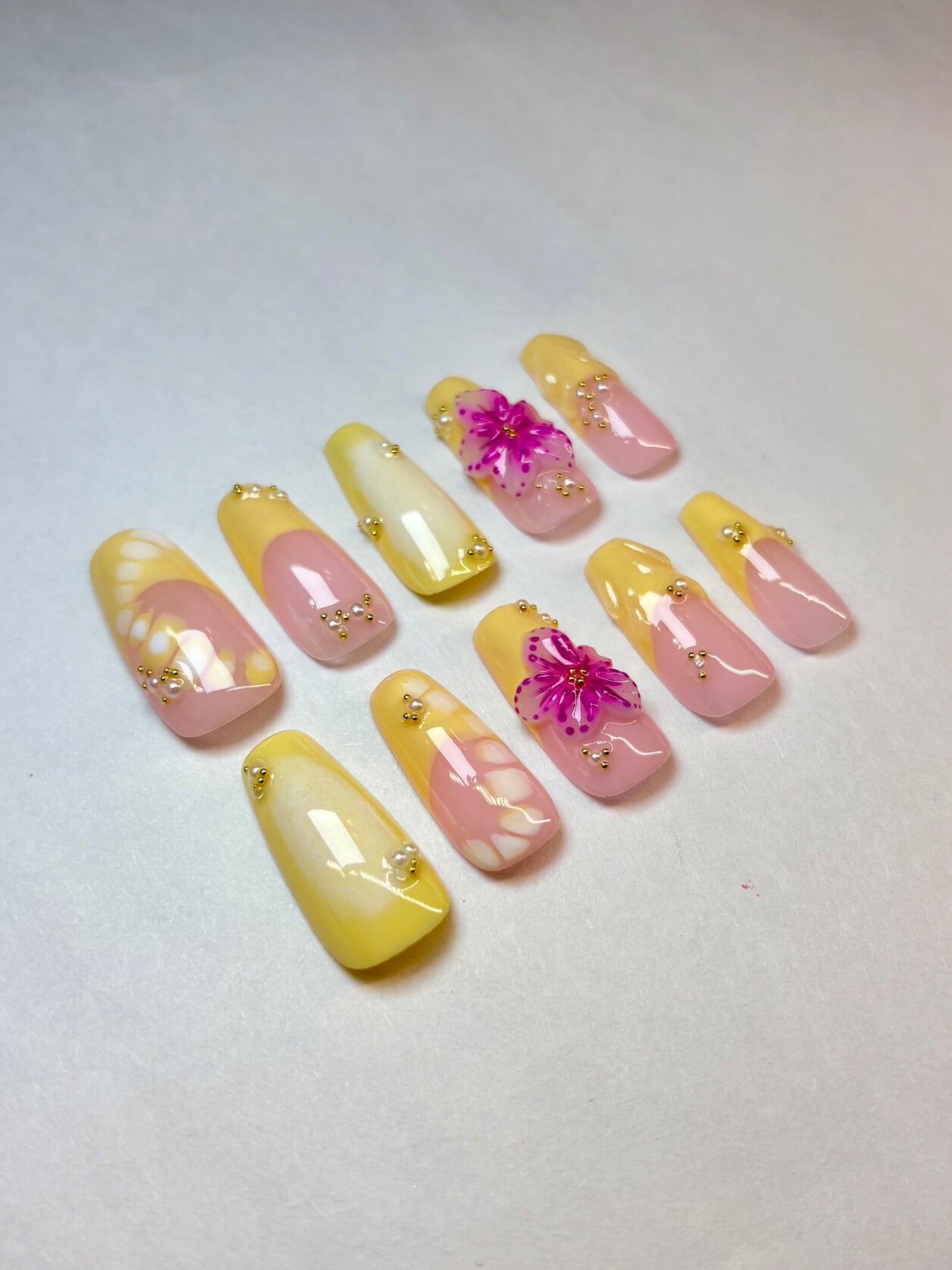 Butter Yellow Summer Press-On Nails