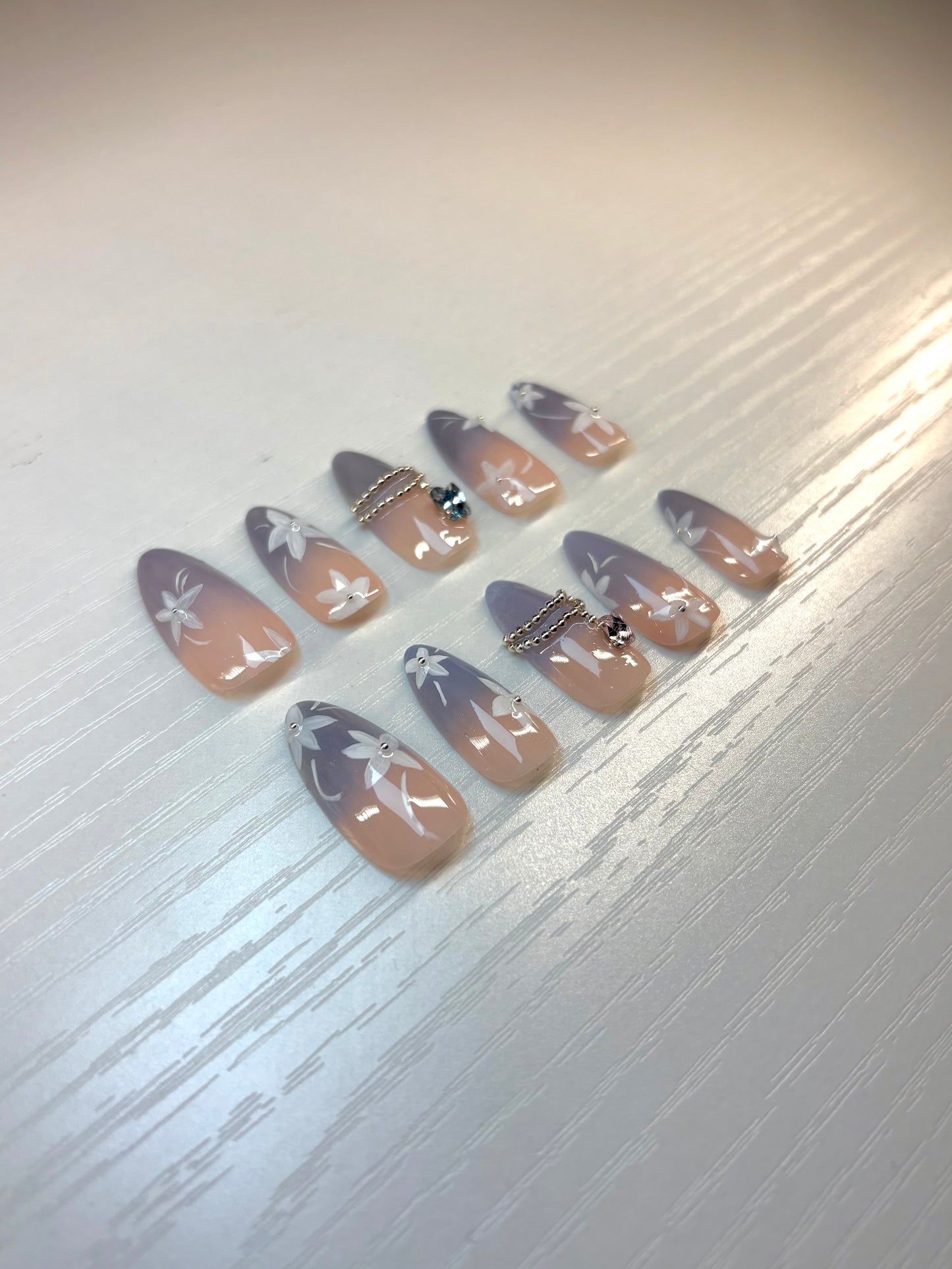 Chinese Douyin Inspired | Floral Blue Ombre Cat-Eye Press-On Nails