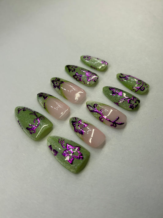 Cat eye & Chrome Press-On Nails