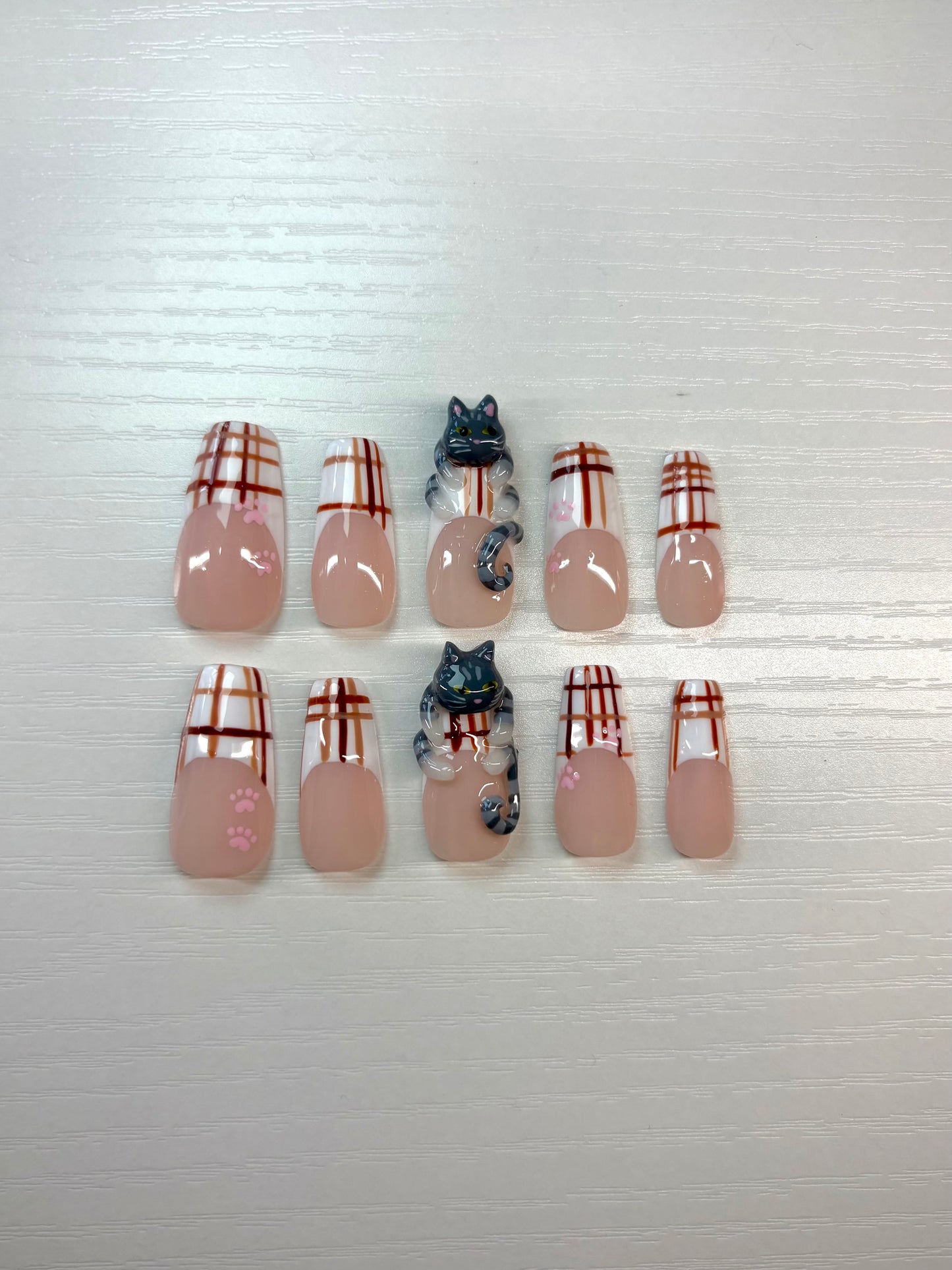 Plaid French Tip Cat Hipper Press-On Nails