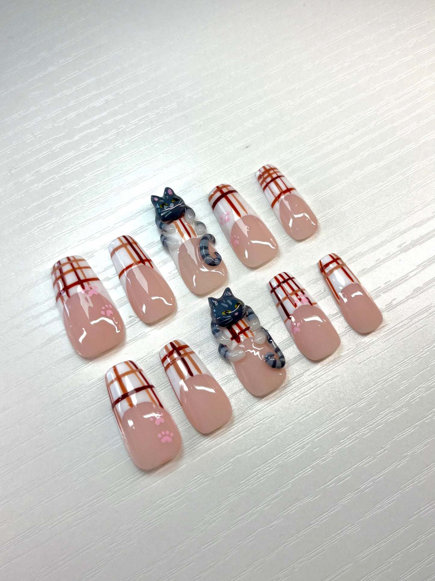Plaid French Tip Cat Hipper Press-On Nails