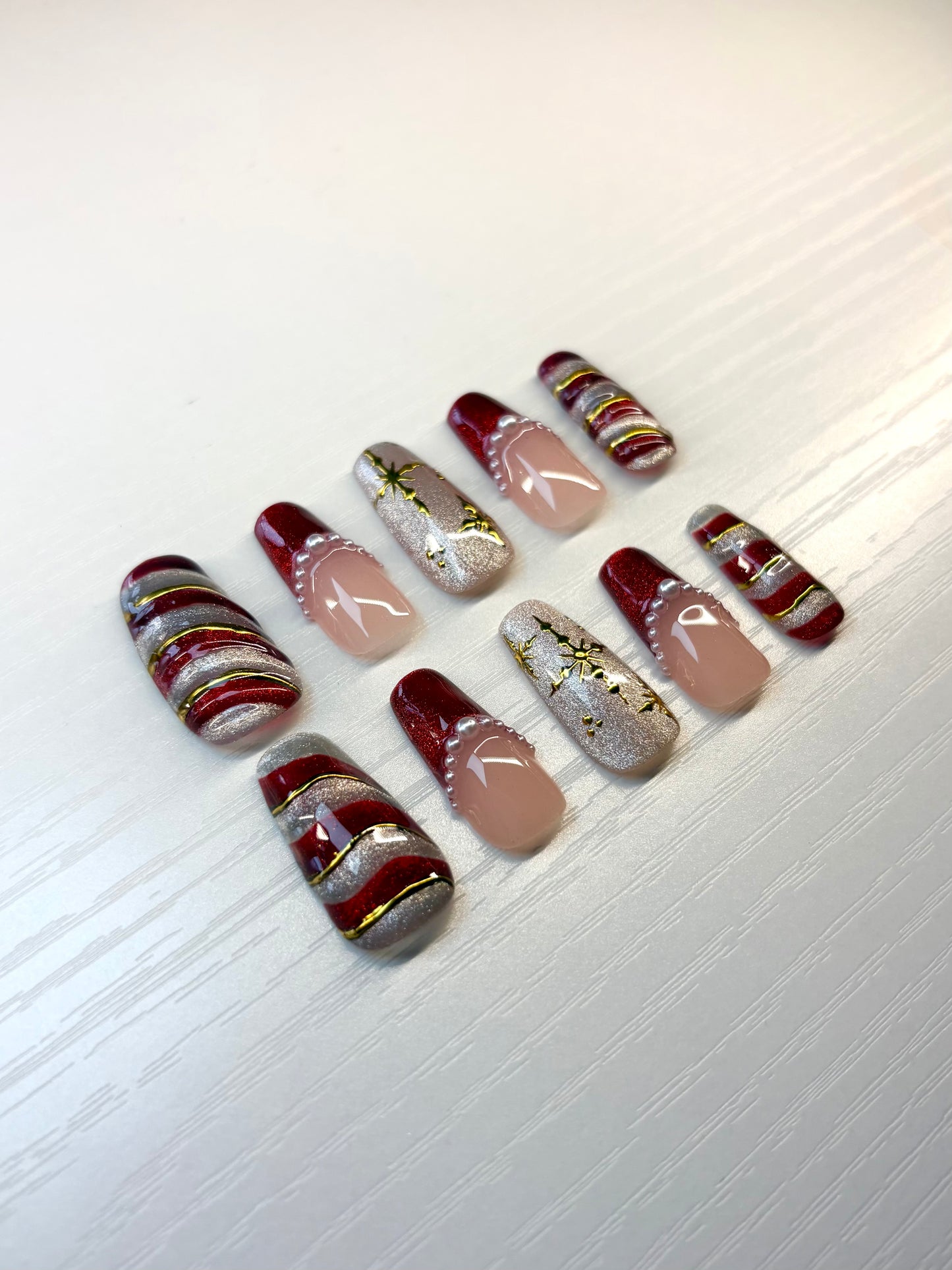Red, Silver, & Gold Christmas Cat-Eye Press-On Nails