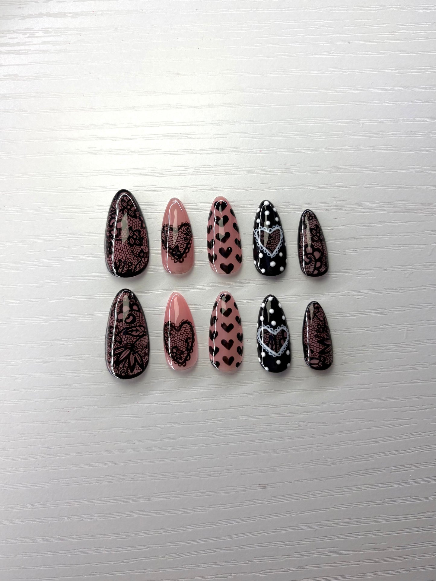 Black Lace Heart Valentine's Day Press-On Nails