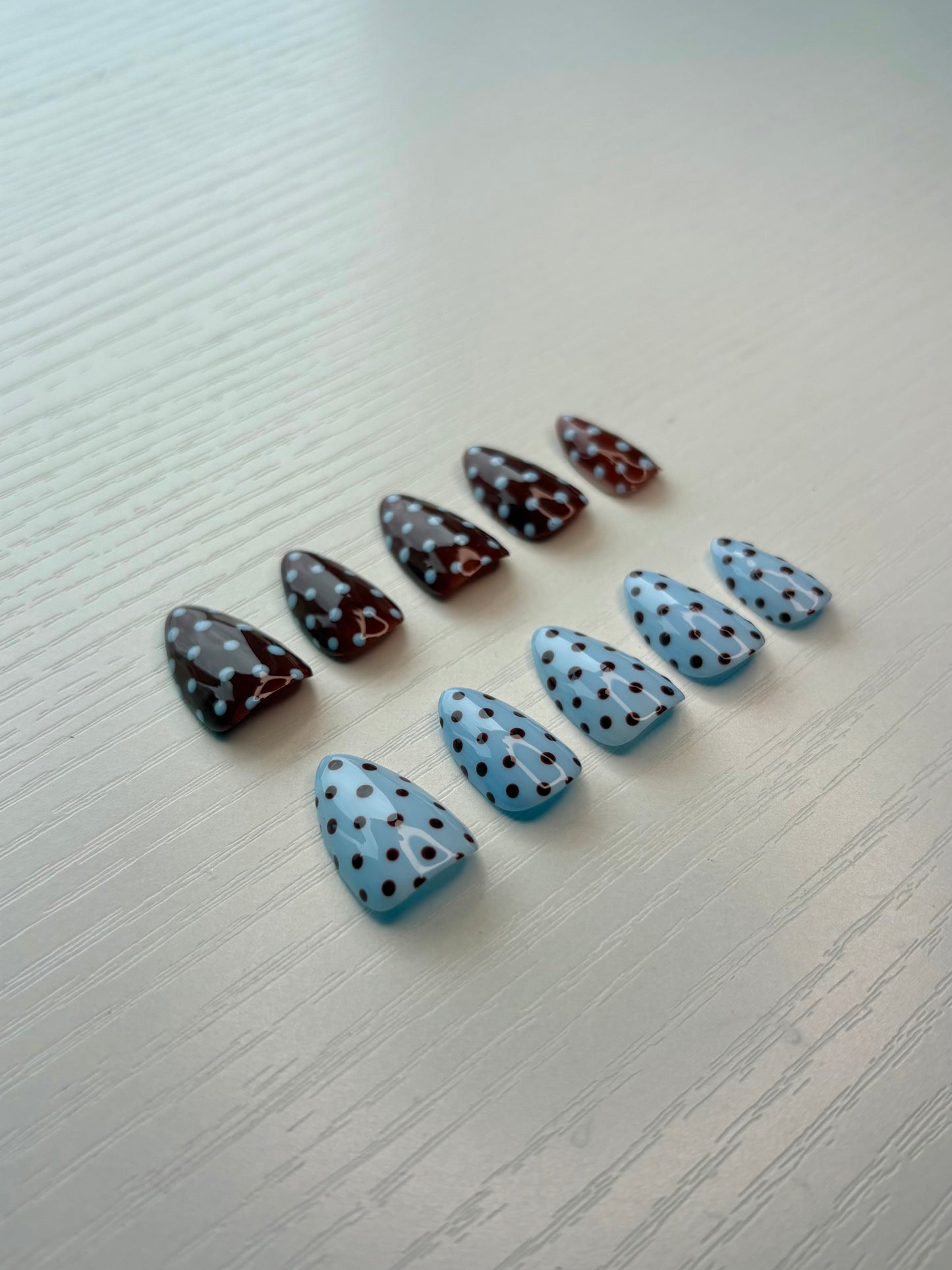 Two-Tone Polka Dot Press-On Nails
